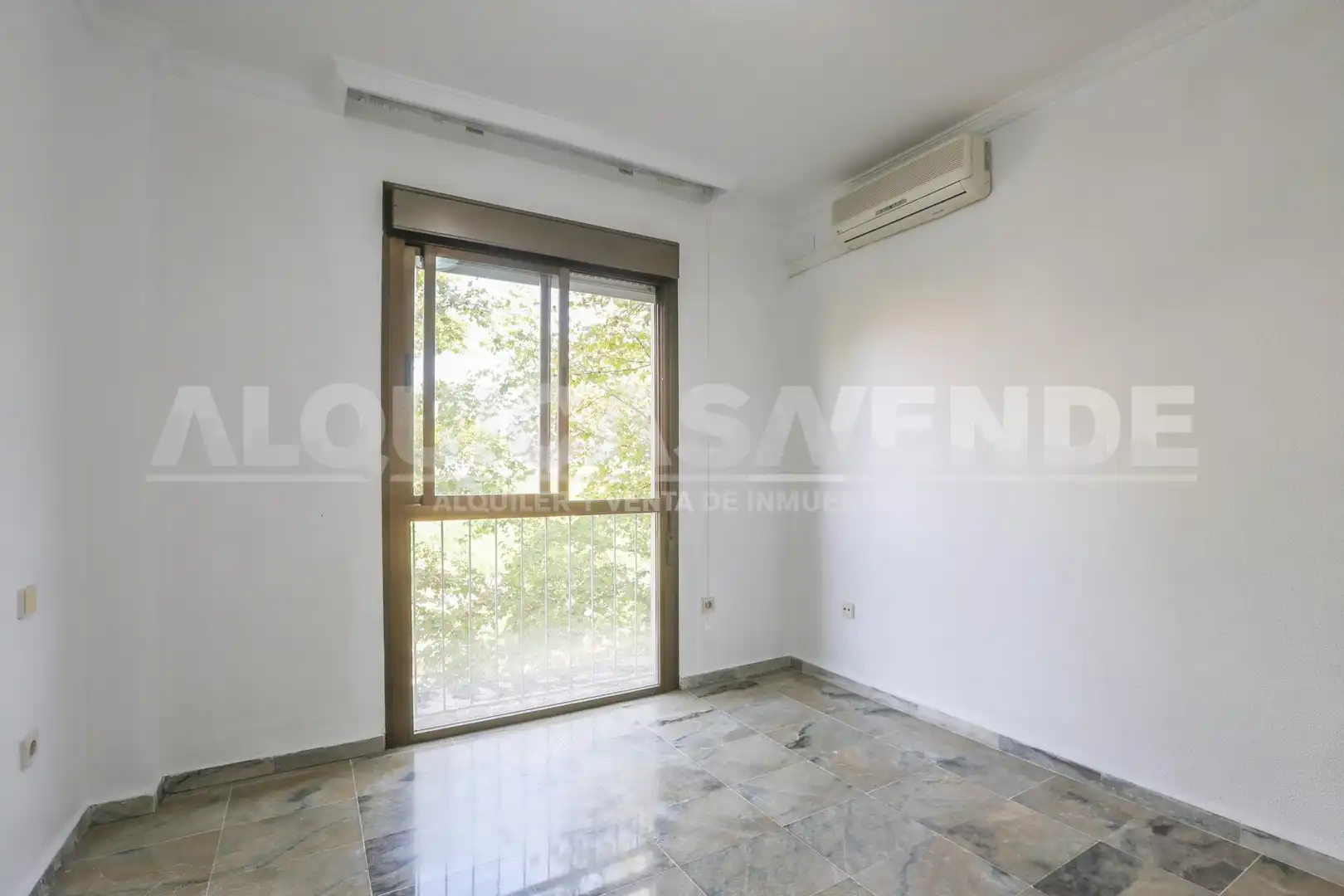 Flat with terrace for sale in Este - Alcosa- Torreblanca, imagen 35