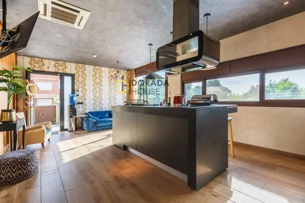 Kitchen of Houses for sale in Cambrils  with Air Conditioner, Private garden and Terrace