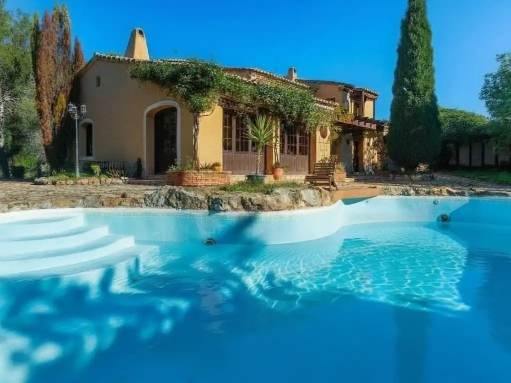 Piscina de Casa o xalet en venda en Borriol