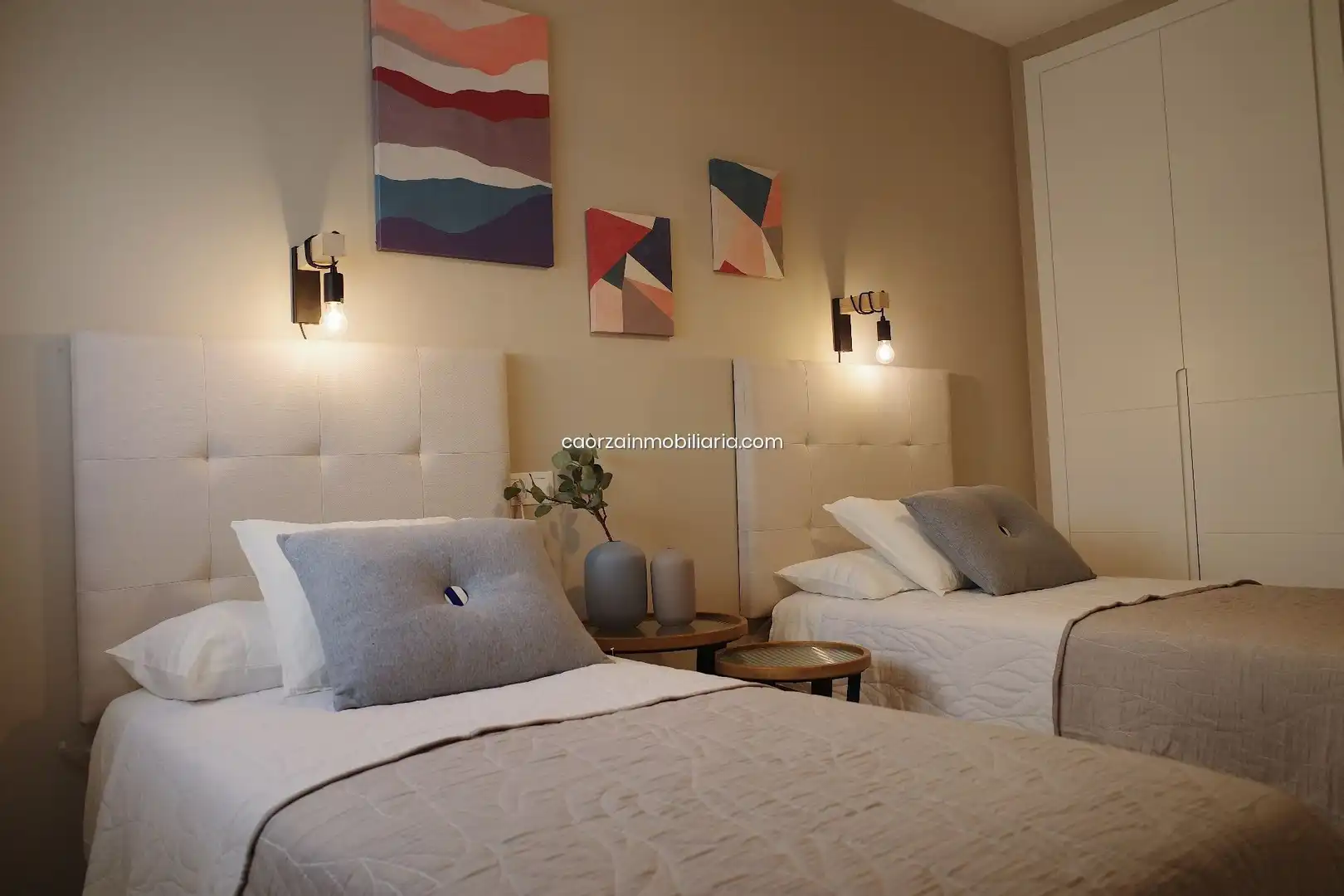 Bedroom of Flat for rent in Ronda  with Air Conditioner, Heating and Terrace