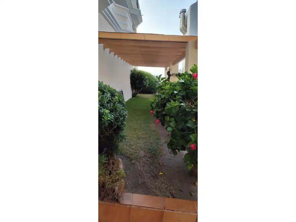 Jardí de Pis en venda en Torrox amb Jardí privat, Terrassa i Piscina