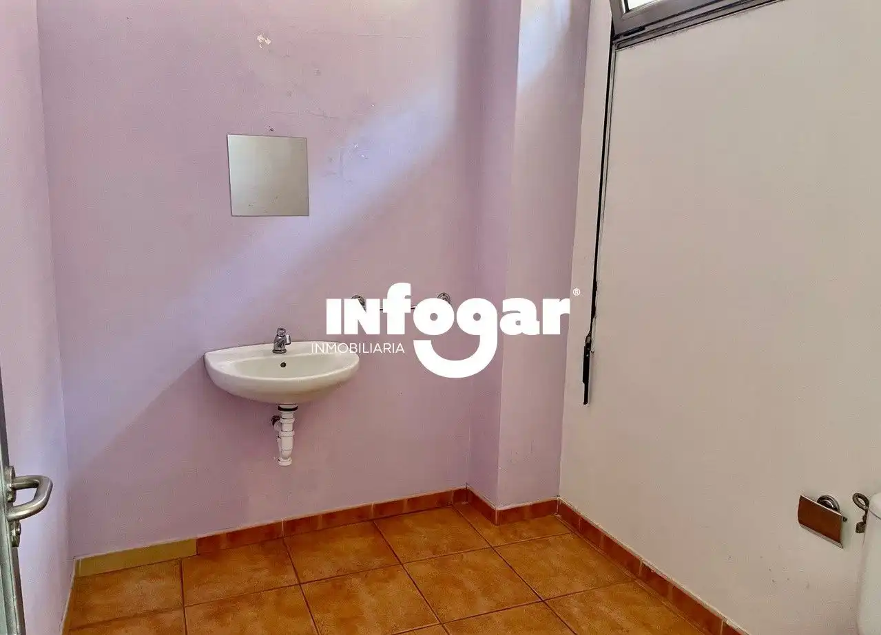 Local en venta en A Guarda