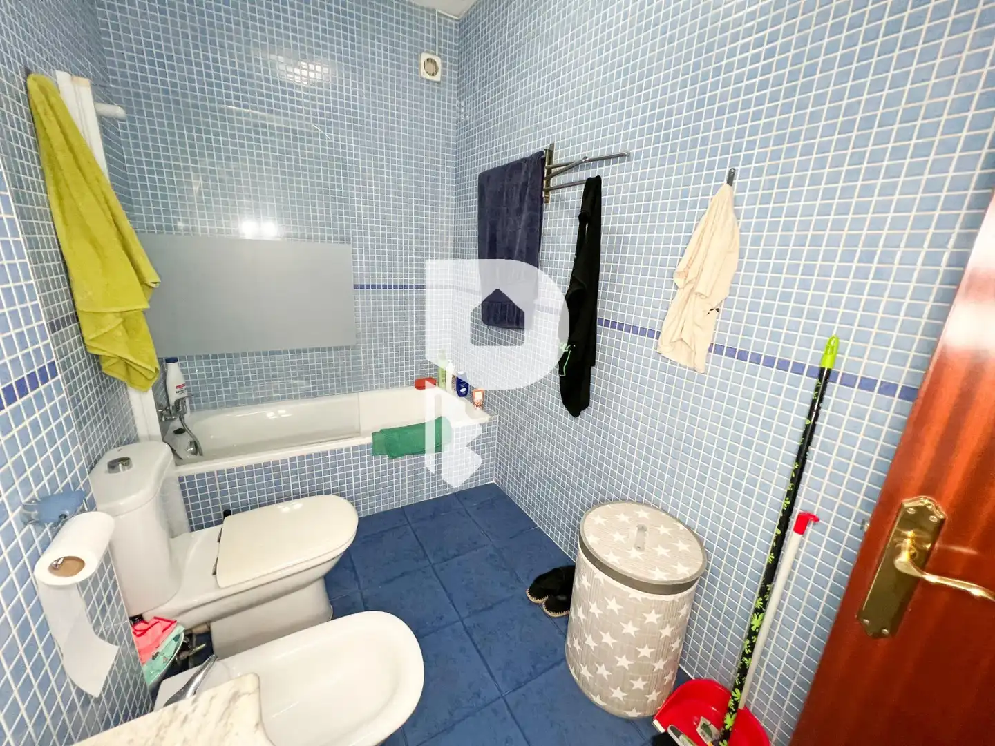 Baño de Planta baja en venta en Vallirana con Aire acondicionado, Calefacción y Parquet
