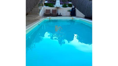 Foto 2 de Casa adosada en venda a Rua Merlo, Castiñeiriño - Cruceiro de Sar, Santiago de Compostela