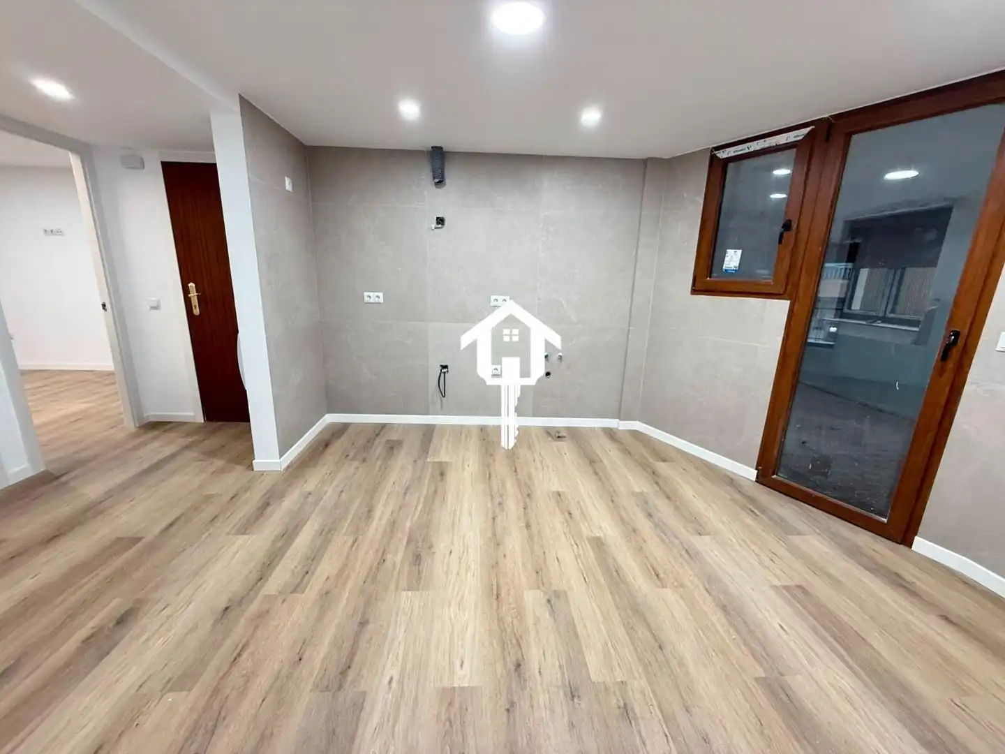 Flat with terrace for sale in Calle TAQUIGRAFO MARTI, imagen 18