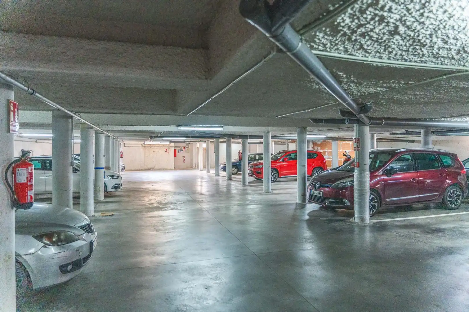 Garage zum Verkauf in SAN SALVADOR, Heras - Santiago -San Salvador