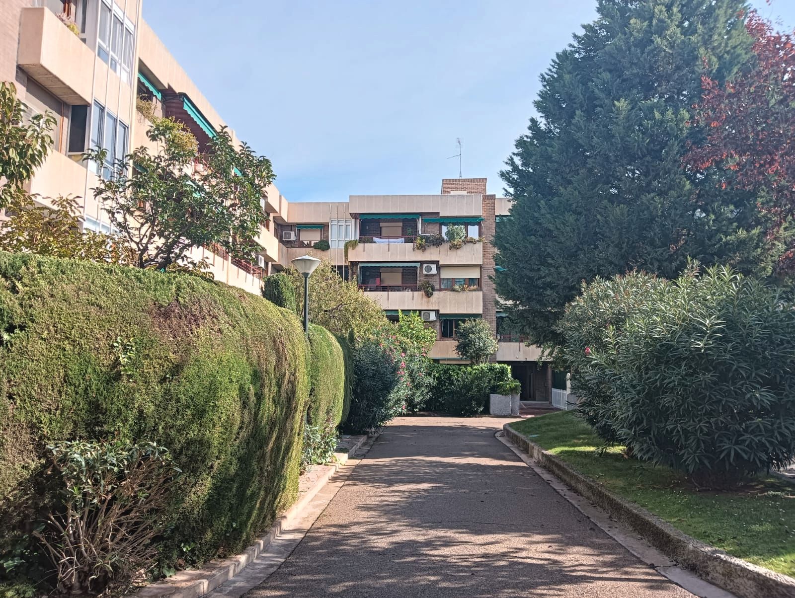 Exterior view of Flat for sale in  Zaragoza Capital  with Parquet flooring, Furnished and Oven