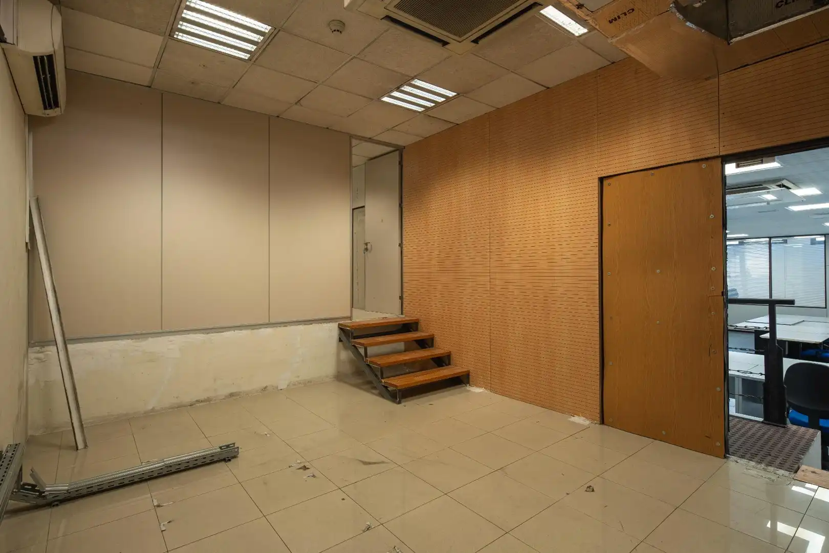 Oficina de alquiler en Campus de la Salud