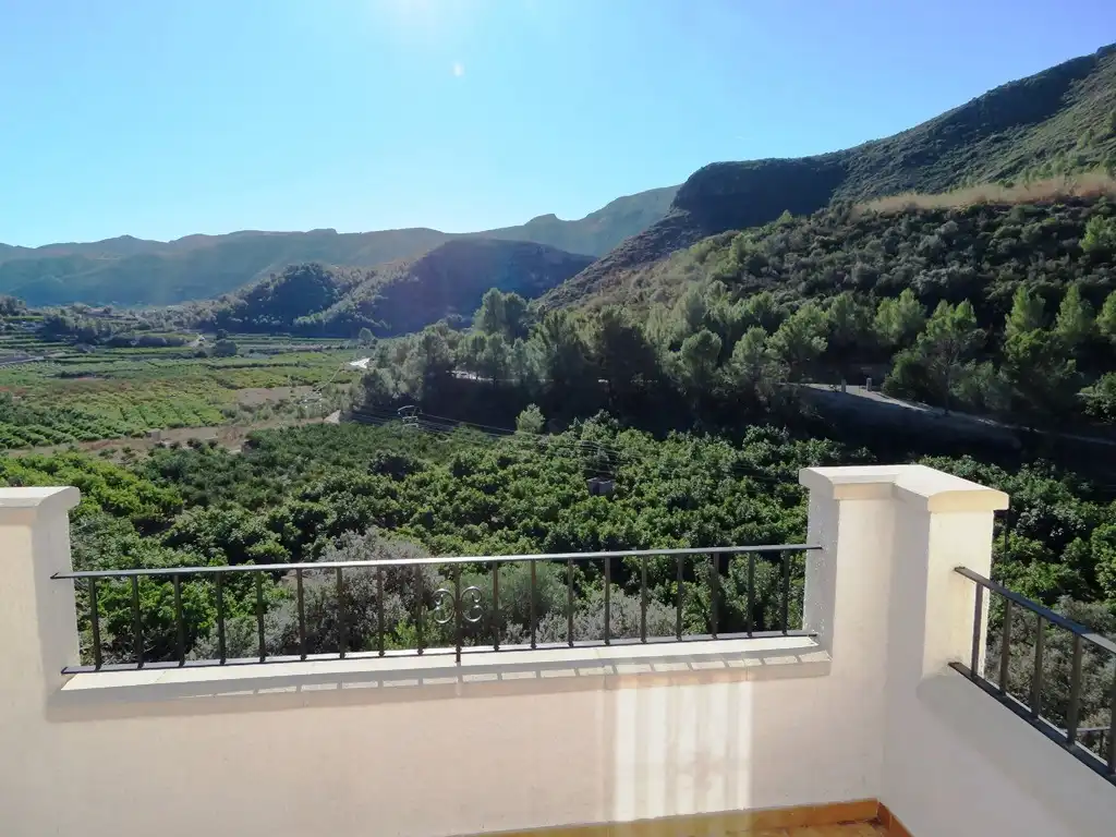 Terrassa de Casa o xalet en venda en L'Atzúbia amb Jardí privat, Terrassa i Traster