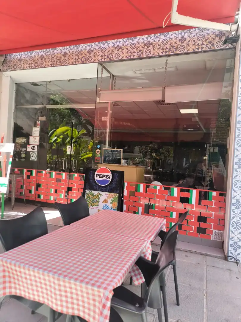 Local comercial en traspàs a Avenida Ramón y Cajal