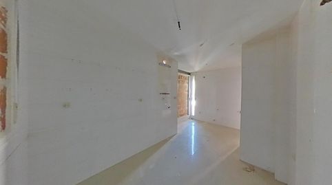 Foto 2 de Casa adosada en venta en Londres, Camarena, Toledo
