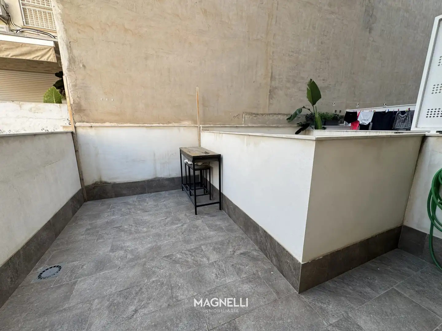 Flat for sale in Calle Manuel Maestre, Plaza Castelar - Mercado Central