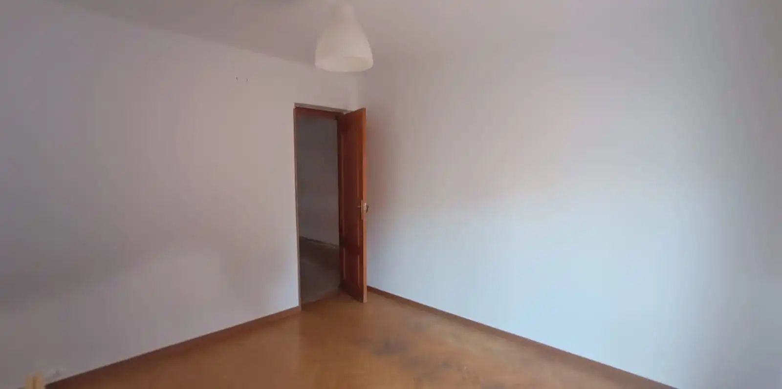 Dormitori de Pis en venda en Carabanchel