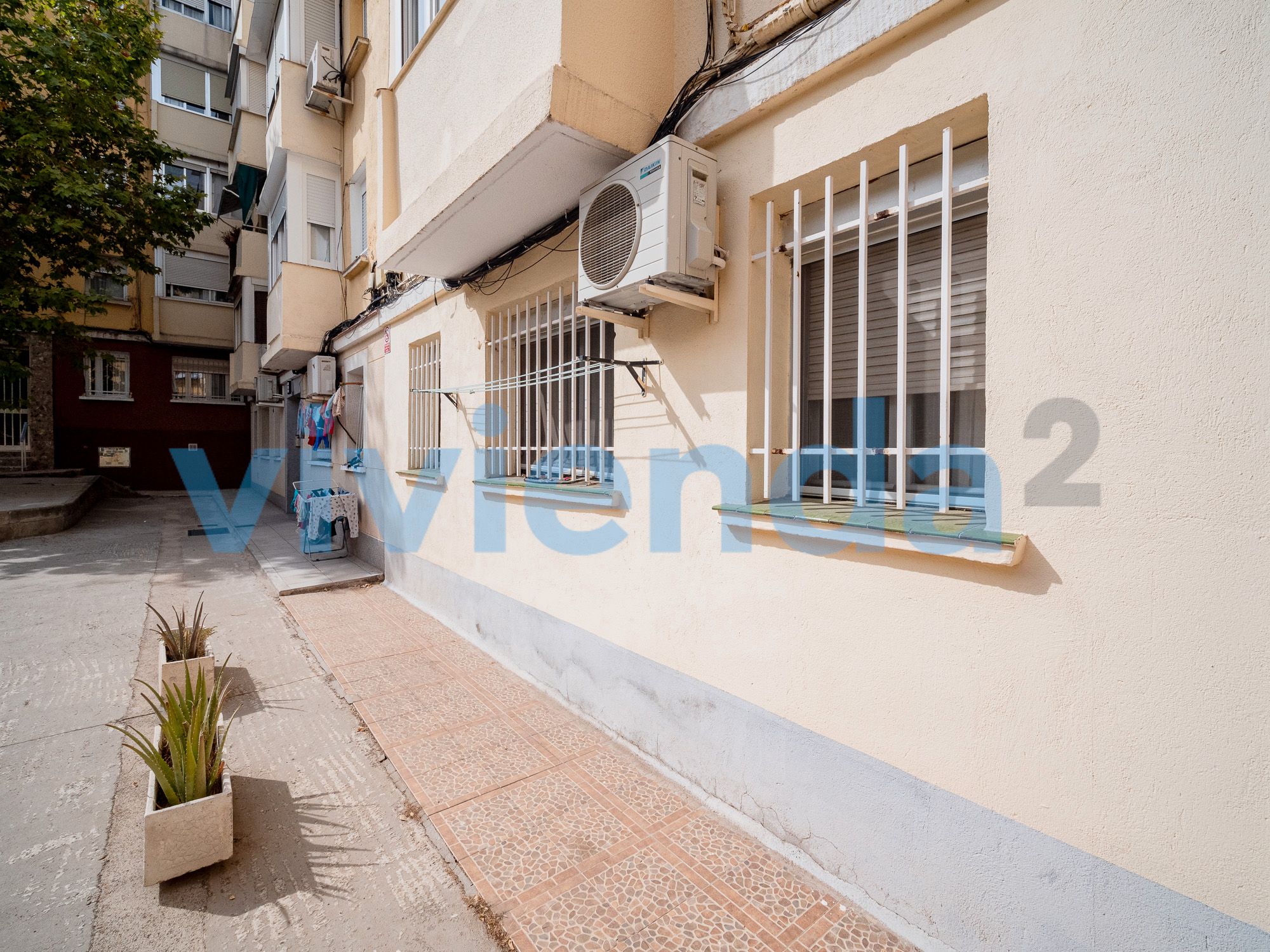 Exterior view of Flat for sale in  Madrid Capital  with Air Conditioner, Heating and Furnished