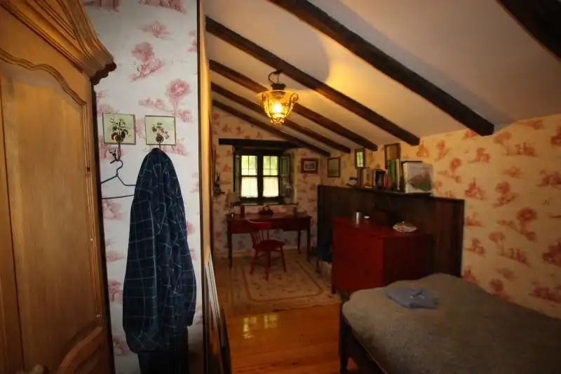 Habitación de Casa o chalet en venta en Los Tojos  con Calefacción y Jardín privado