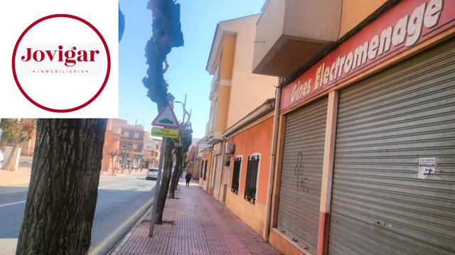 Local comercial en Venta en Avenida SIERRA ESPUÑA en Alhama de Murcia ciudad