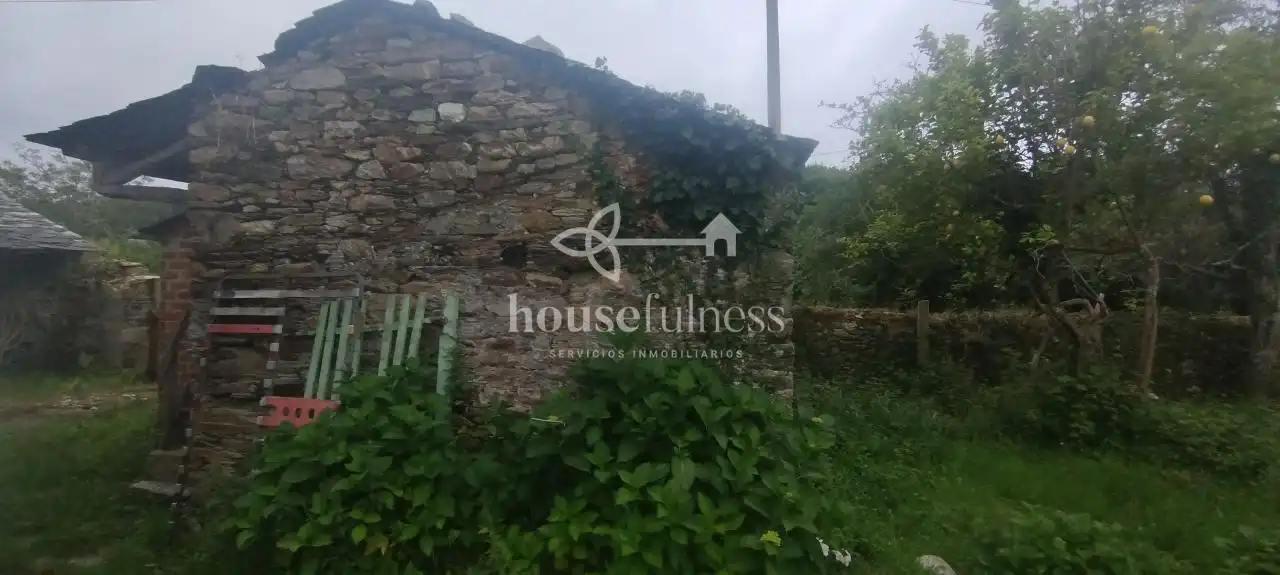 Casa o xalet en venda en Ortigueira amb Jardí privat i Traster