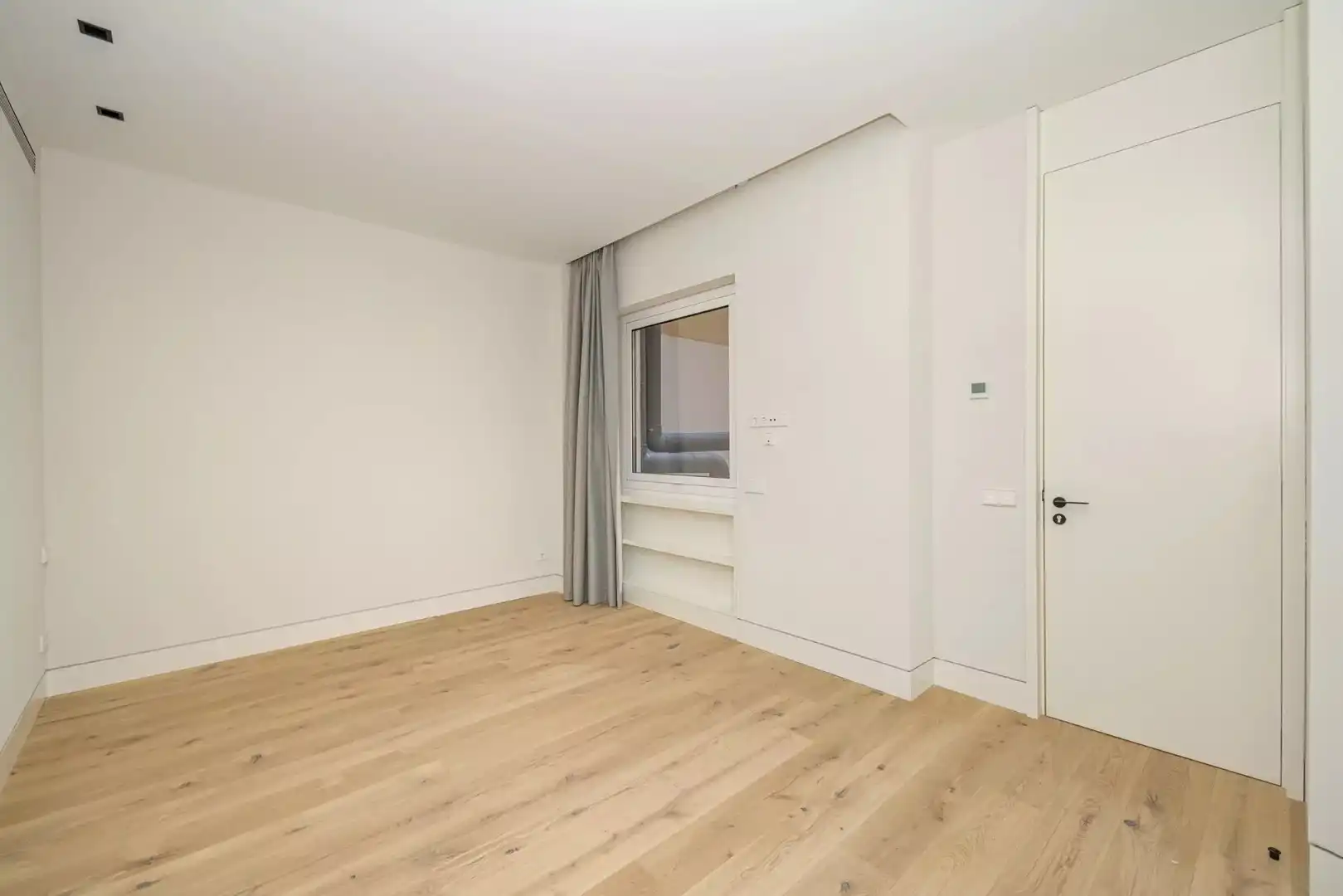 Schlafzimmer von Wohnung zum Verkauf in Madrid mit Klimaanlage, Heizung und Abstellraum
