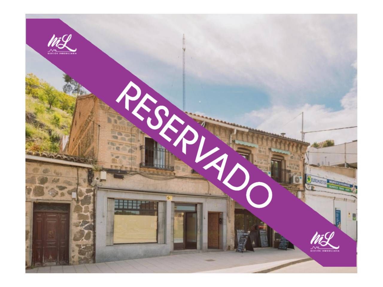 Außenansicht von Einfamilien-Reihenhaus zum verkauf in  Toledo Capital mit Klimaanlage, Heizung und Terrasse