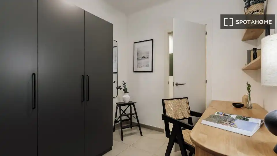 Habitación de Piso de alquiler en Barcelona con Aire acondicionado, Calefacción y Amueblado