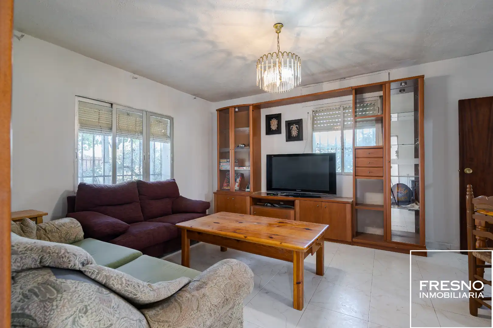Sala de estar de Casa o chalet en venta en Serracines con Jardín privado, Terraza y Trastero