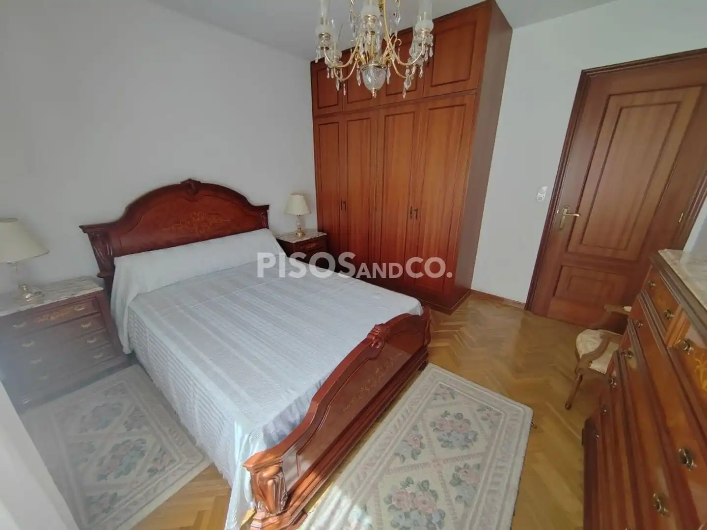 Habitación de Piso en venta en A Coruña Capital  con Calefacción, Trastero y Amueblado