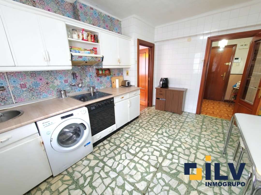 Cuina de Pis en venda en Santurtzi  amb Calefacció
