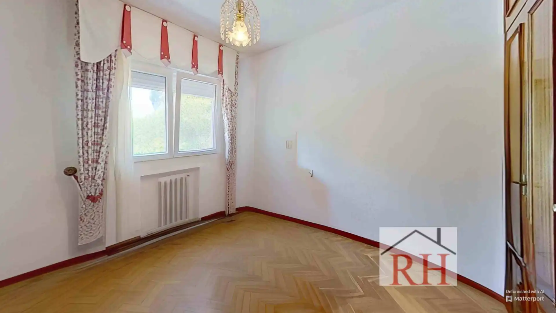 Habitación de Casa adosada en venta en Alcalá de Henares con Aire acondicionado, Calefacción y Jardín privado