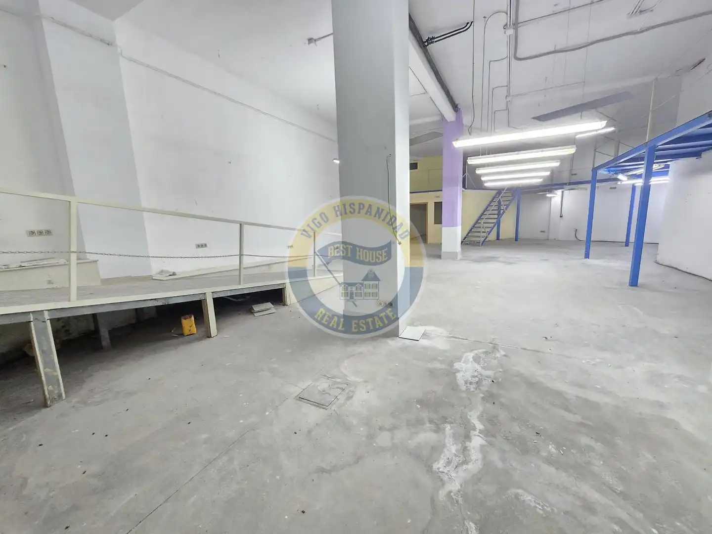 Local comercial en venta en Calle del Pintor Laxeiro, imagen 26