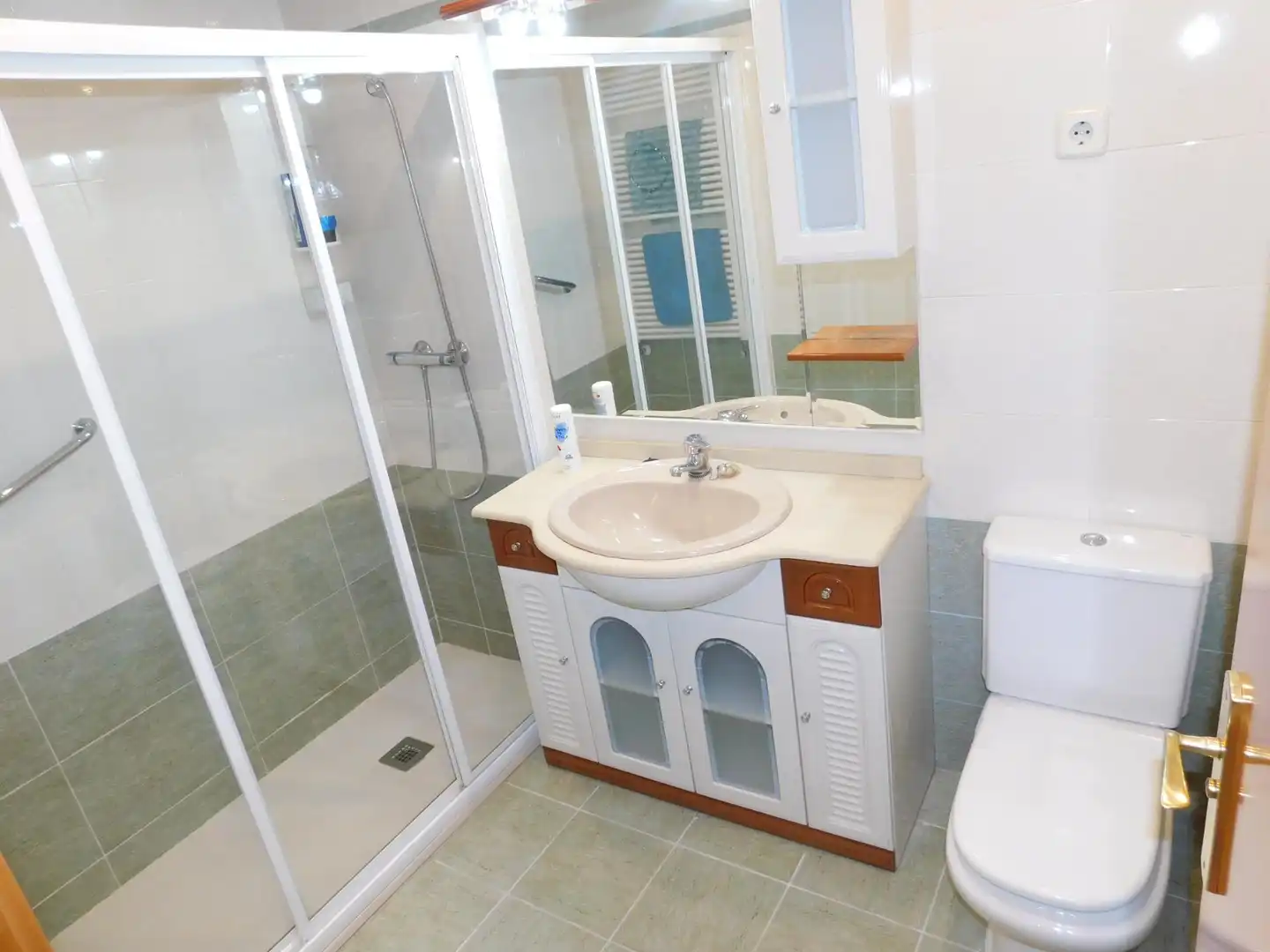 Badezimmer von Wohnung zum Verkauf in La Ermita
