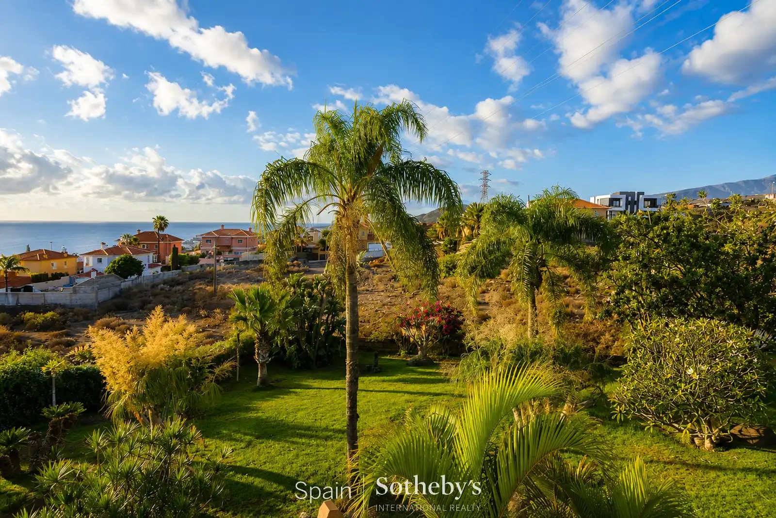 Vista exterior de Casa o chalet en venta en Candelaria con Aire acondicionado, Calefacción y Jardín privado