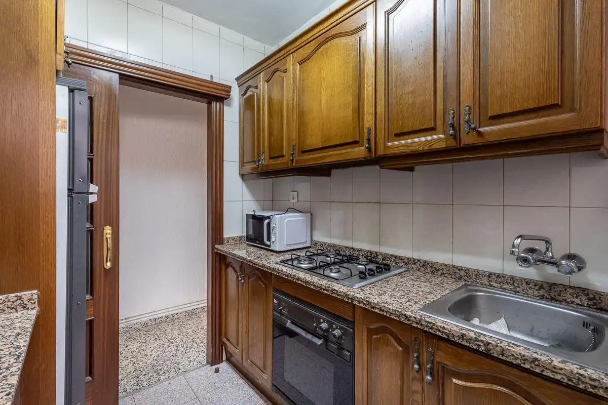 Cuina de Pis en venda en Granada amb Terrassa