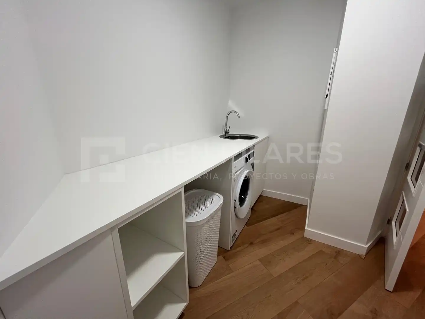 Room in C/ SAN ANTON, Gran Via