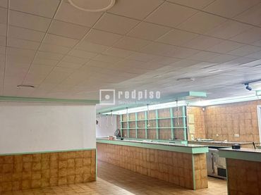 Locale commerciale in vendita a Agra del Orzán - Ventorrillo