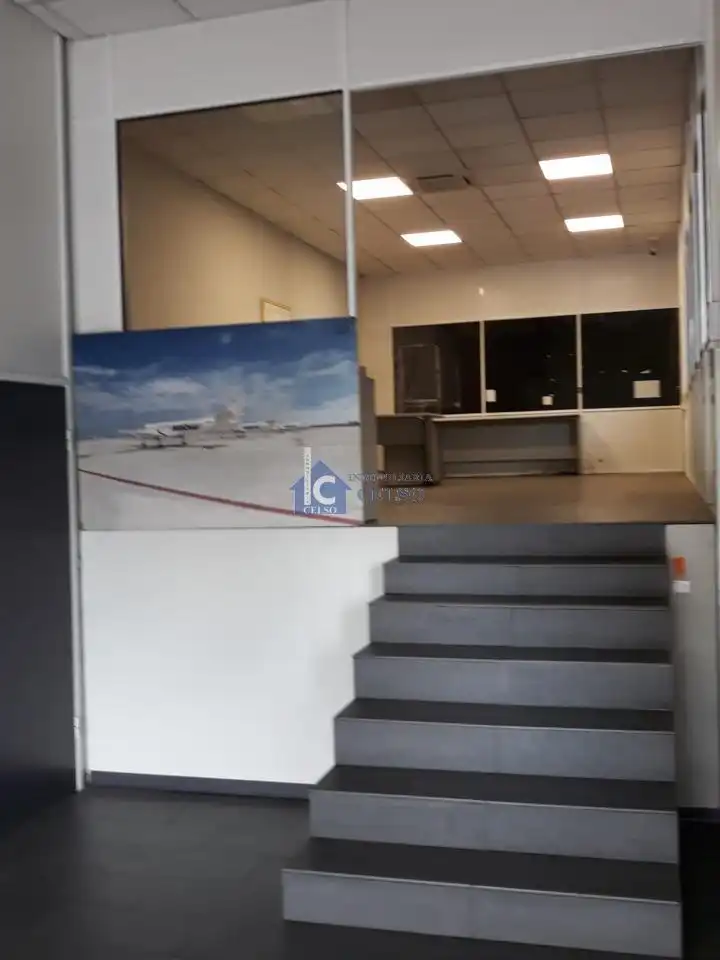 Nau industrial de lloguer en San Cibrao das Viñas