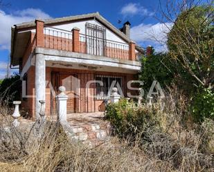 Casa o xalet en venda en Trigueros del Valle amb Piscina