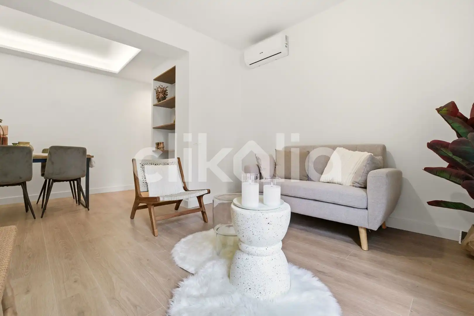 Wohnzimmer von Wohnung zum Verkauf in Madrid mit Klimaanlage, Heizung und Terrasse