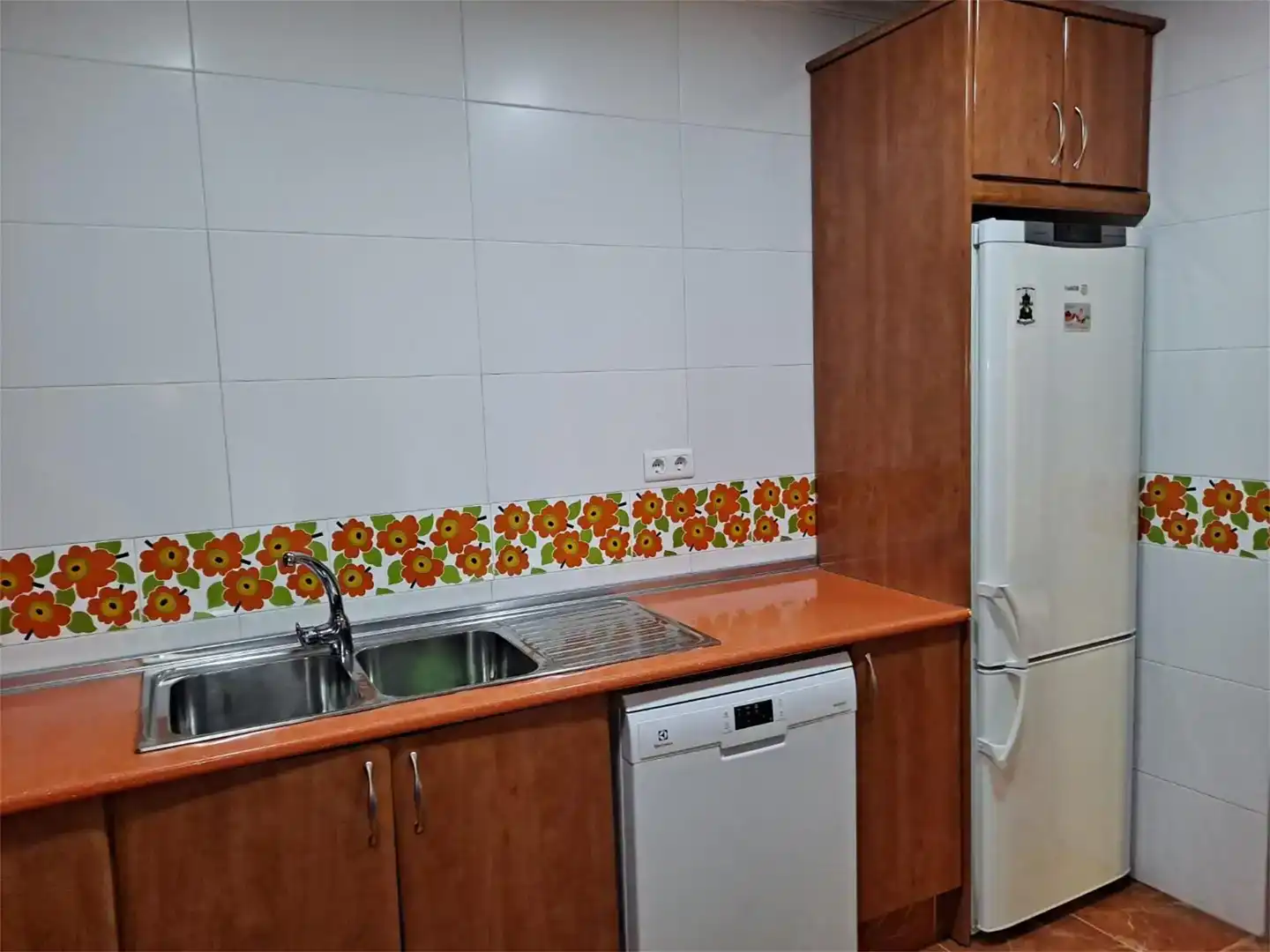 Cocina de Planta baja de alquiler en Minglanilla con Amueblado