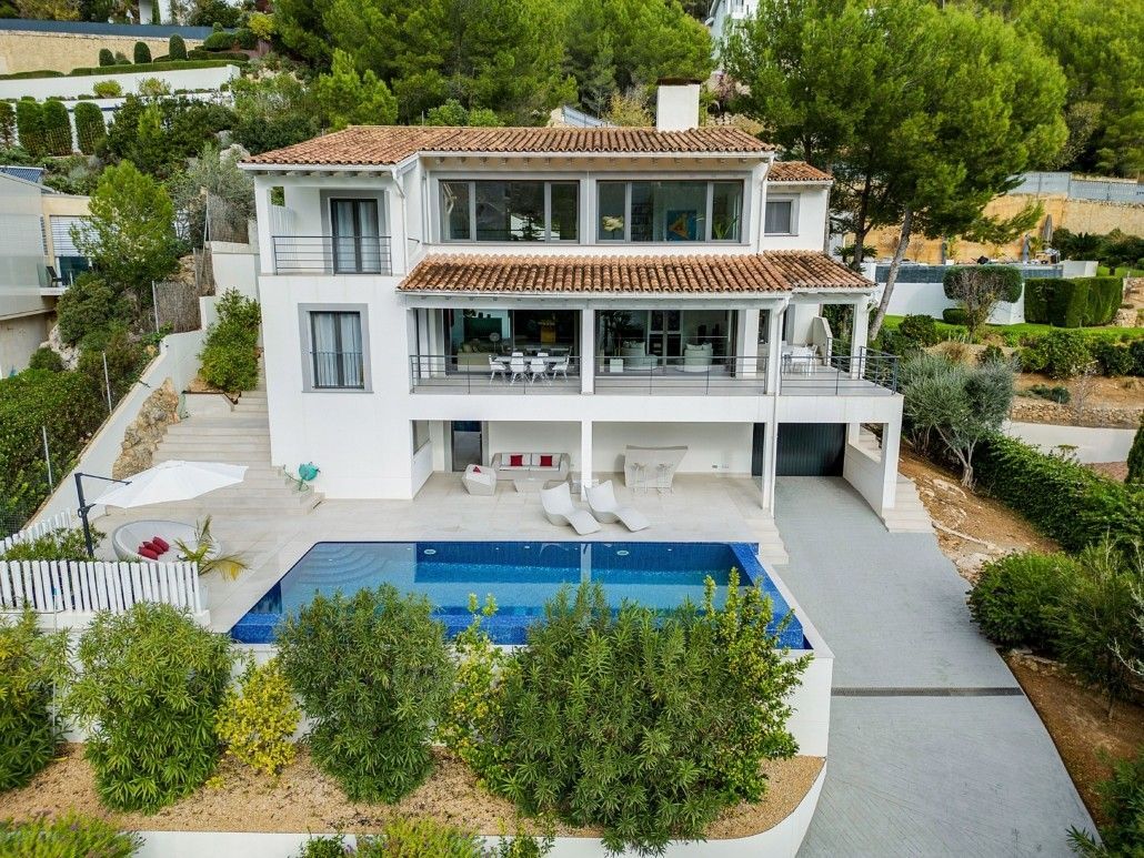 Vista exterior de Casa o xalet en venda en  Palma de Mallorca amb Aire condicionat, Calefacció i Jardí privat