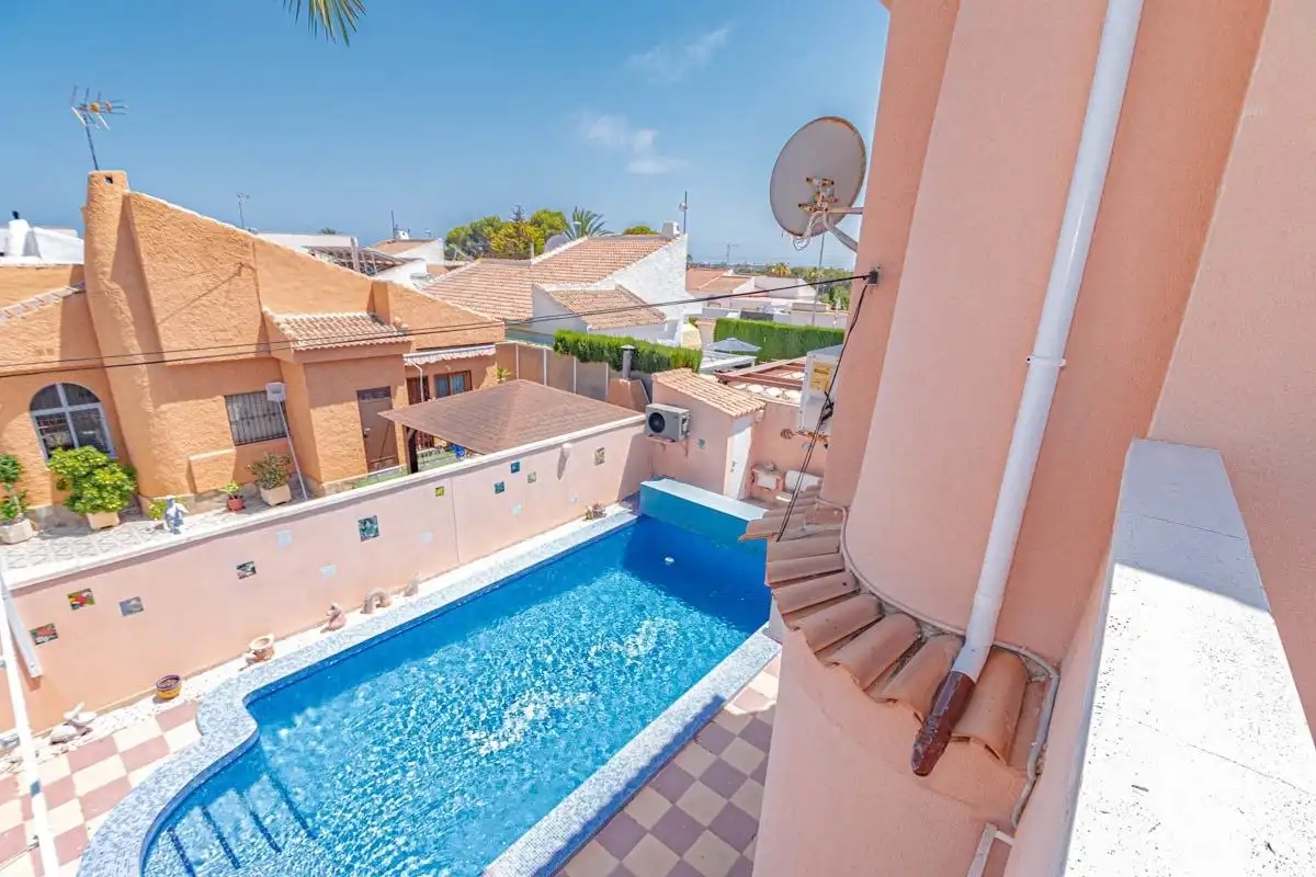 Villa mit Pool zum Verkauf in Mil Palmeras, imagen 36