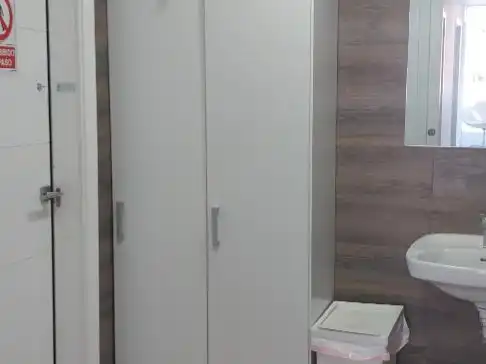 Badezimmer von Geschaftsraum zum Verkauf in Alcobendas mit Klimaanlage und Heizung