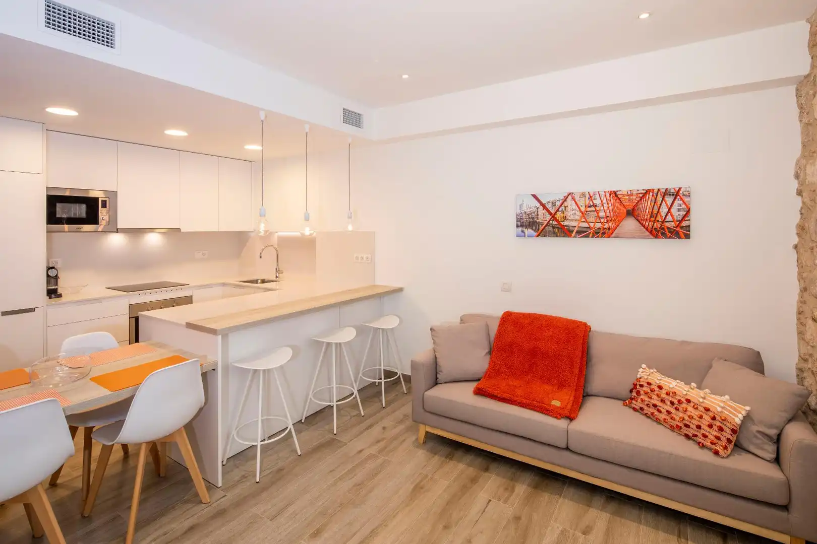 Sala de estar de Piso en venta en Girona con Aire acondicionado, Amueblado y Balcón