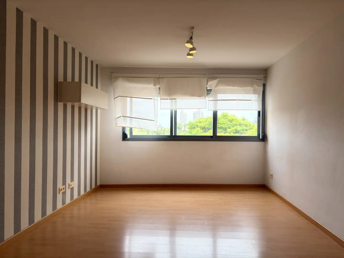 Bedroom of Flat for sale in Murcia  with Air Conditioner, Storage room and Oven