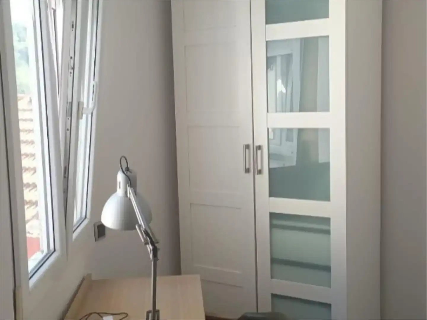 Dormitori de Pis de lloguer en Erandio amb Parquet i Moblat