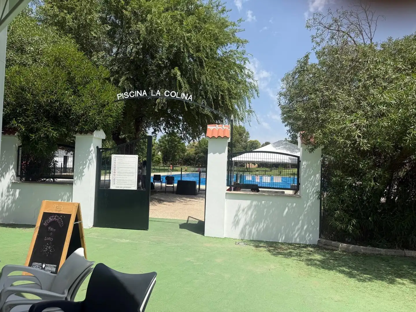 Edificio en venta en Castilblanco de los Arroyos