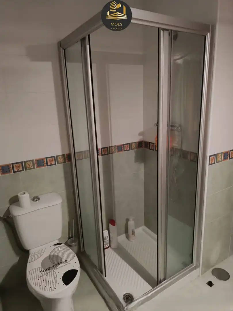 Bathroom of Flat for sale in Canena  with Air Conditioner and Heating