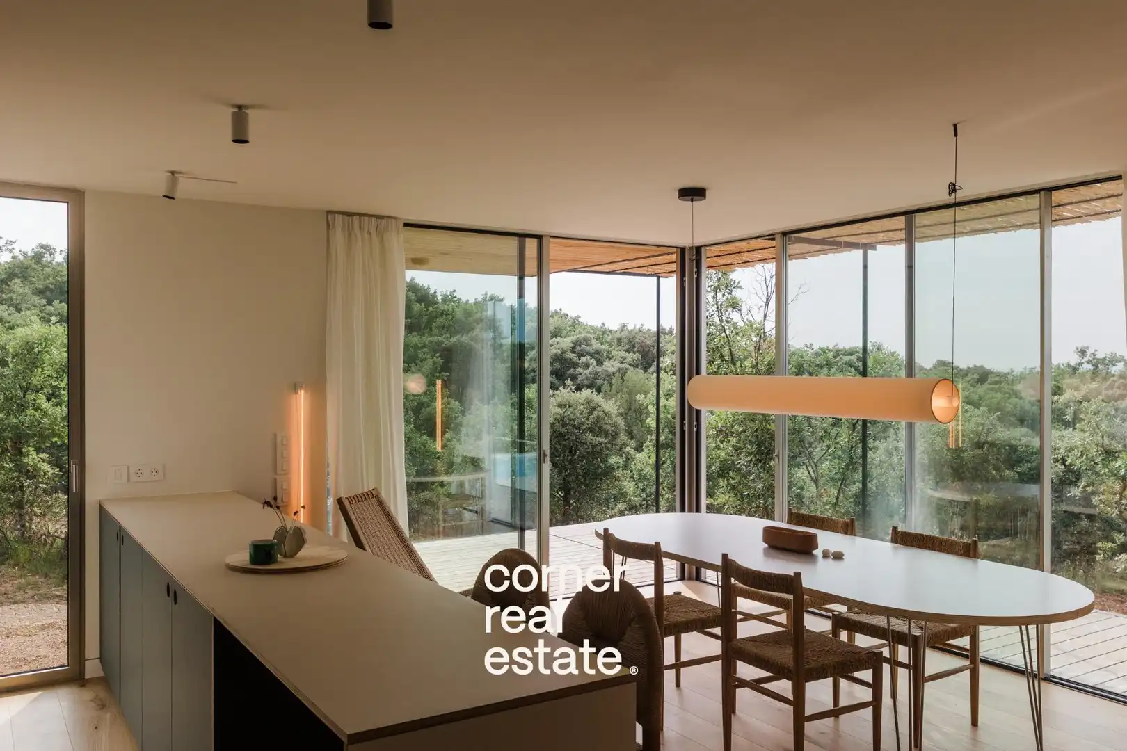 Sala d'estar de Casa o xalet en venda en Sant Cugat del Vallès amb Aire condicionat, Jardí privat i Parquet