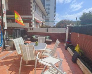 Terrassa de Casa o xalet en venda en Laredo amb Calefacció, Jardí privat i Terrassa