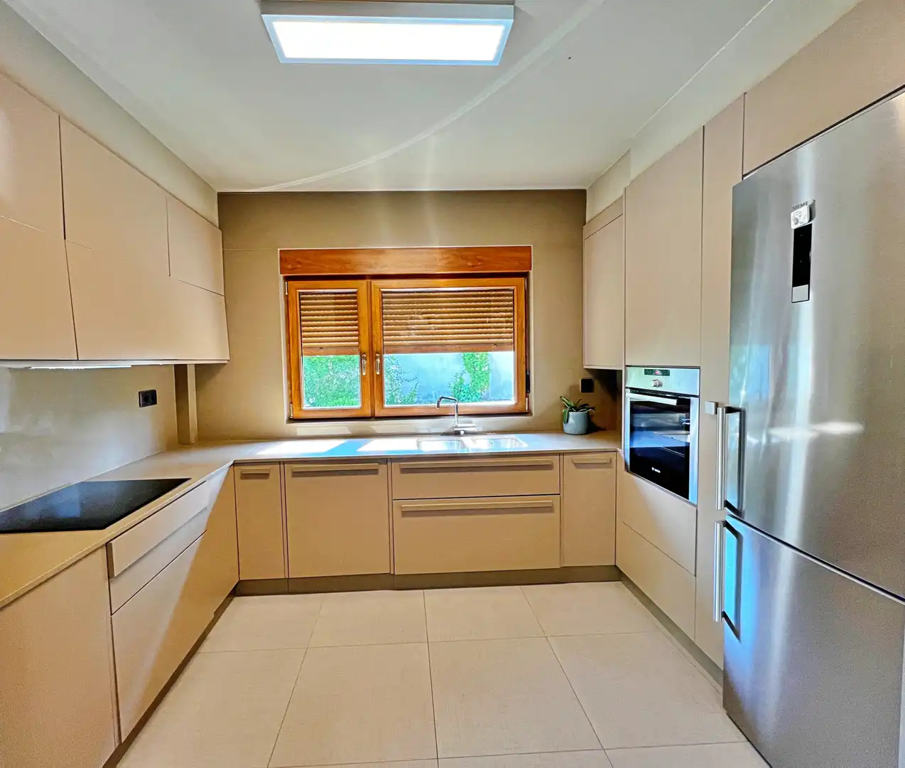 Cocina de Casa o chalet en venta en Lugo con Aire acondicionado, Calefacción y Jardín privado