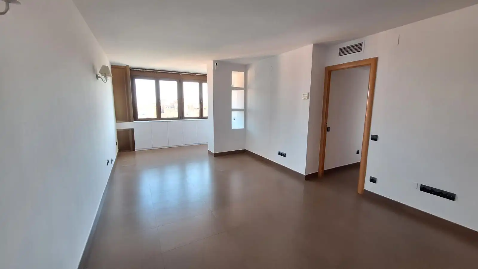 Wohnzimmer von Wohnung zur Miete in L'Hospitalet de Llobregat mit Klimaanlage und Heizung